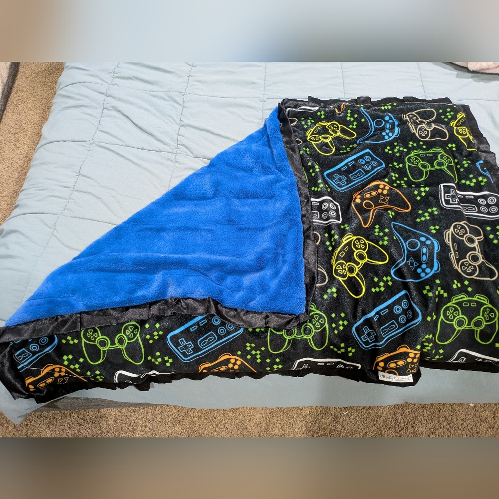 Minky Couture Game Day Blanket - Picture 2 of 4